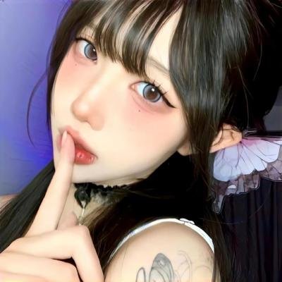 我让最想被拥抱的男人给威胁了